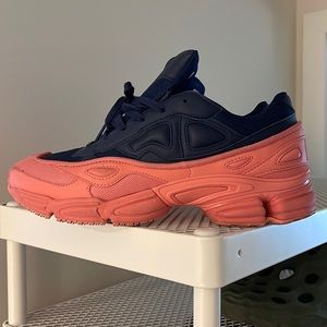 RafSimons/Ozweego/ColorNavyPink/SizeUS9.5
